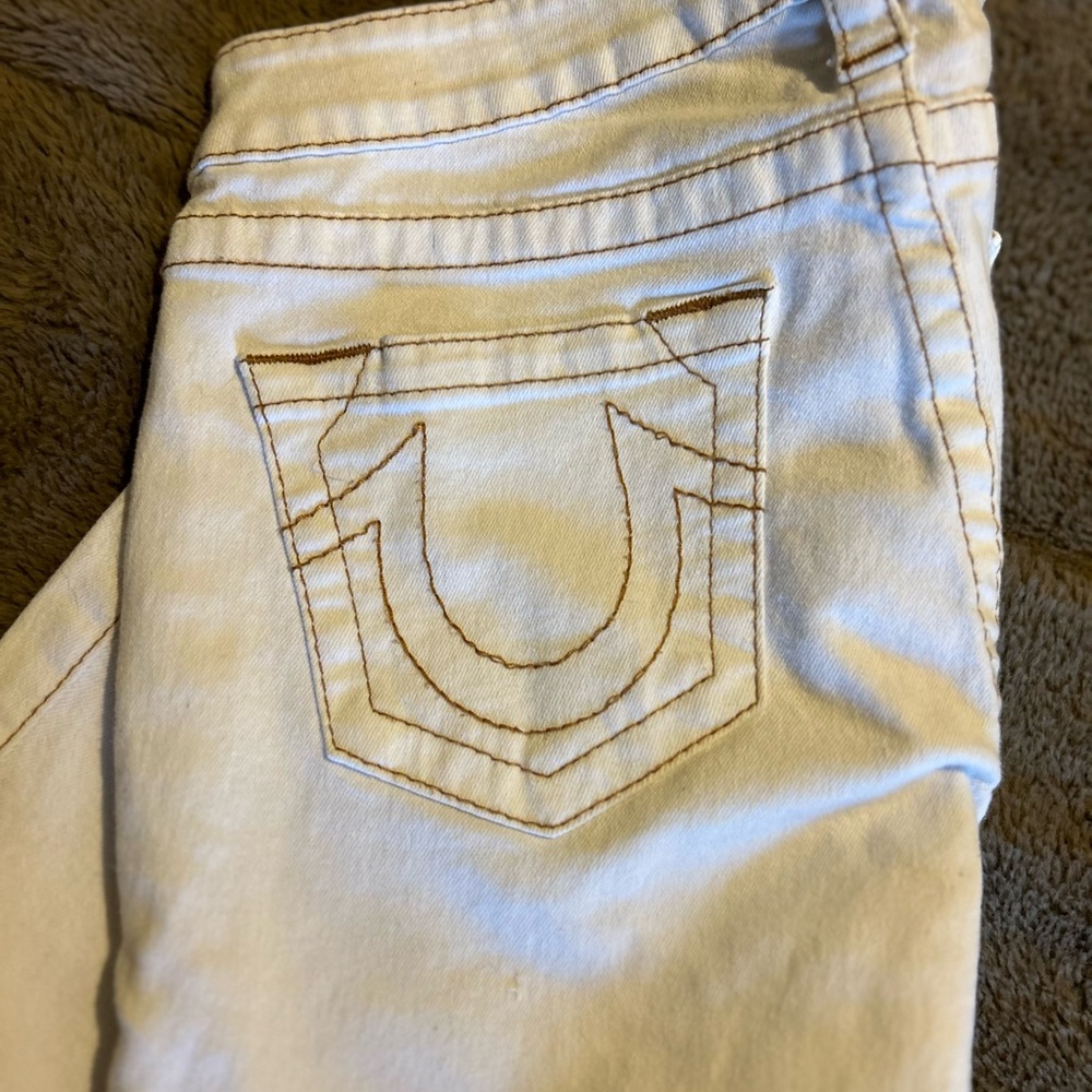 White True Religion jeans